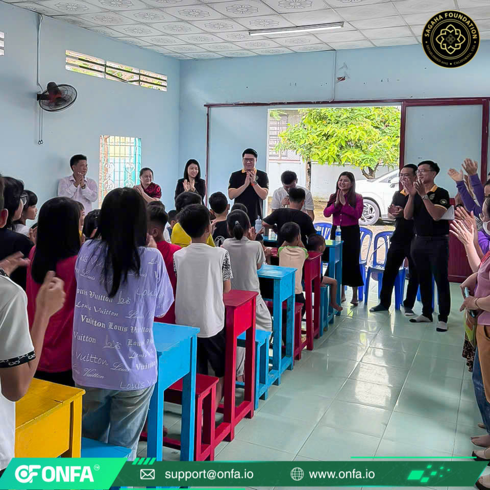 donate-10000-oft-to-bring-hope-to-orphans-at-hoa-mai-center-can-tho-3